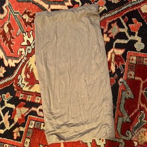 Pencil skirt from Savannah 7s. Super flattering. Fitted. Hits mid calf. Sage
